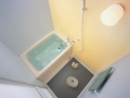 12-models-of-compact-mini-bathroom-02