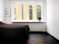 elegant-personality-small-apartment-interior-design-05